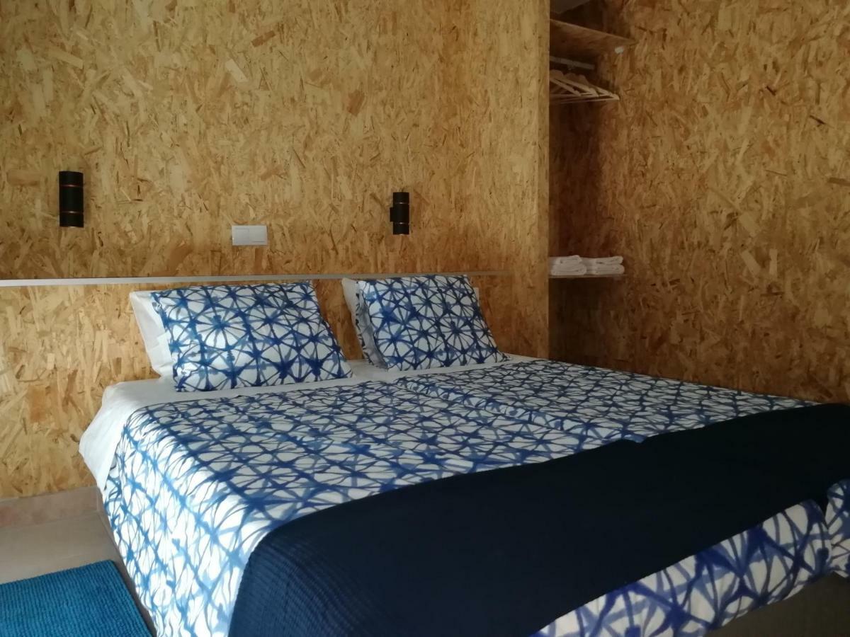 Ocean'S 7 - Lagos Guest House Buitenkant foto